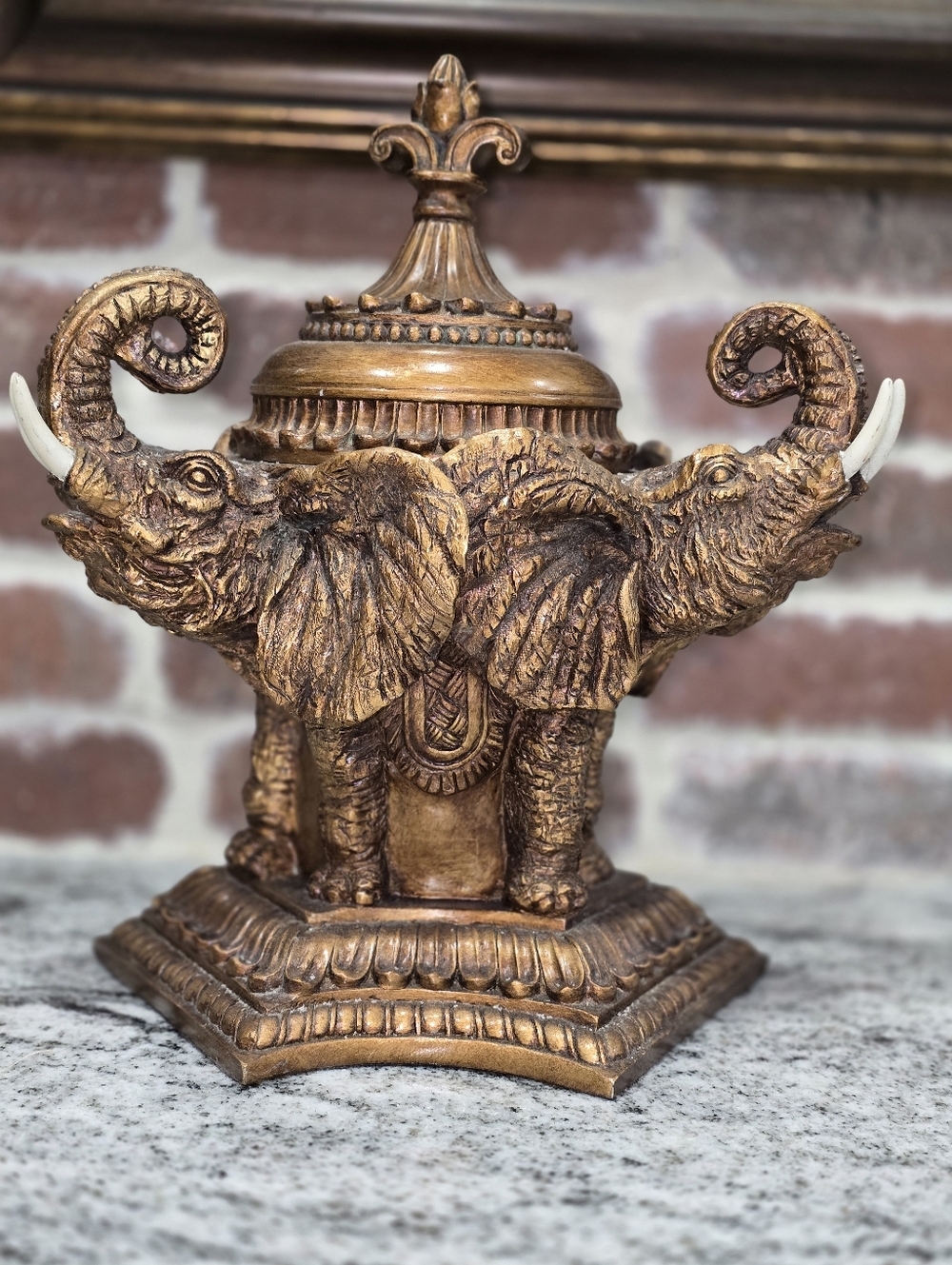 Elephants Trunk Bronzed Resin Holder